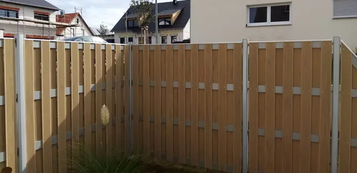 Professionell gereinigte Terrasse von Rein & Gartenservice in Altdorf bei Nürnberg